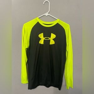 Black/neon yellow under armour long sleeved shirt